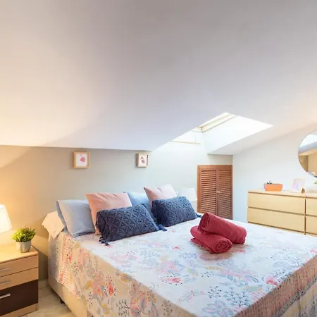 Apartment Family Noemi Center Malaga